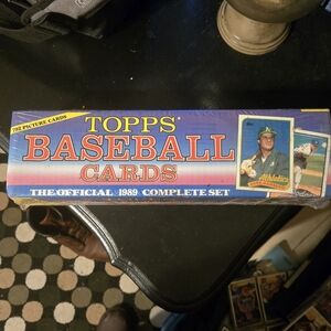Topps 1989 Baseball 792 Card Set - Blue and Yellow Box